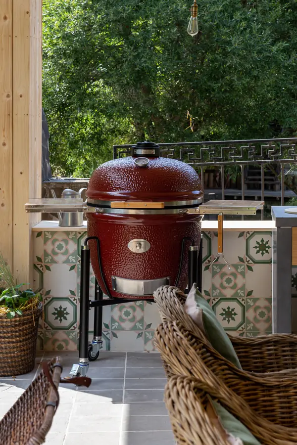 Беседка с летней кухней для Анастасии Вертинской и Степана Михалкова. "На дачу"