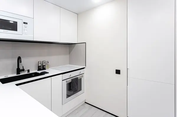 евродвушка в аренду в пятиэтажке рядом с Сити