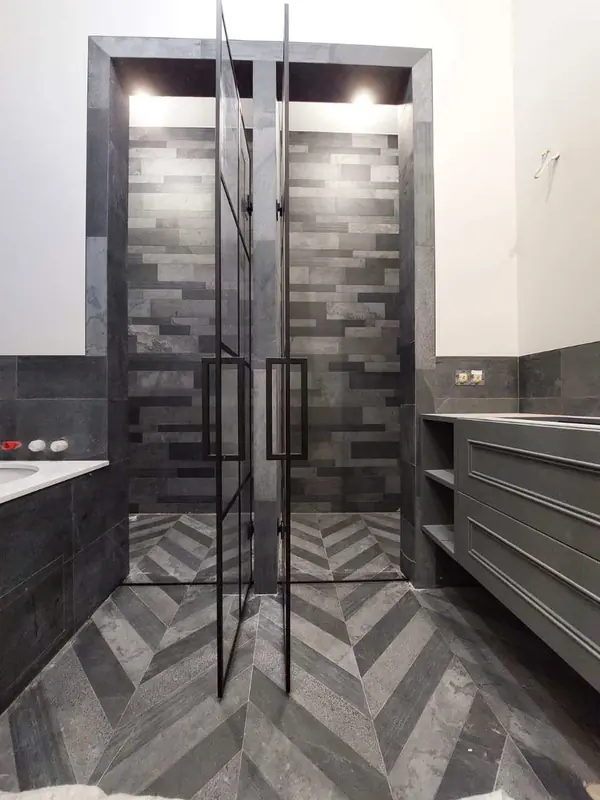 Душевая кабина/ванная комната