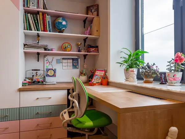 Меблировка детской комнаты для девочки 5 лет