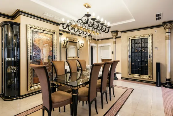 Двухуровневая квартира с камином