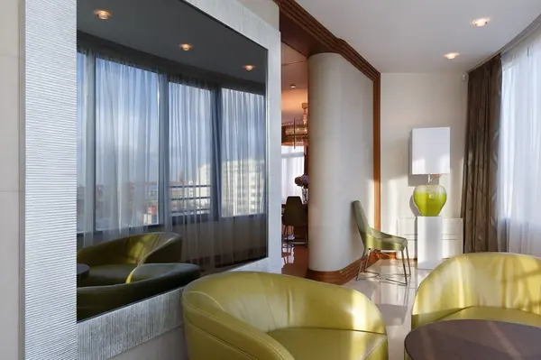 Квартира на Суворовском проспекте