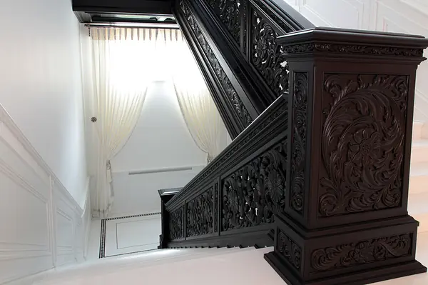 Резиденция в Горках-8. Лестница.