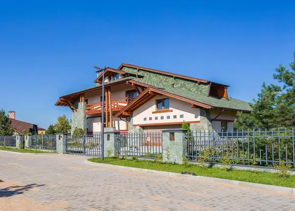 House # 3 Дом # 3