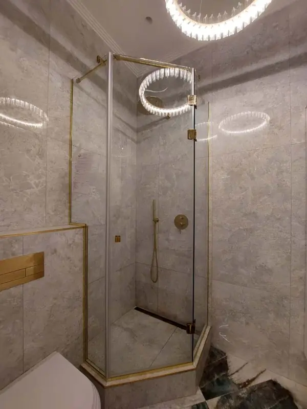 Душевая кабина/ванная комната