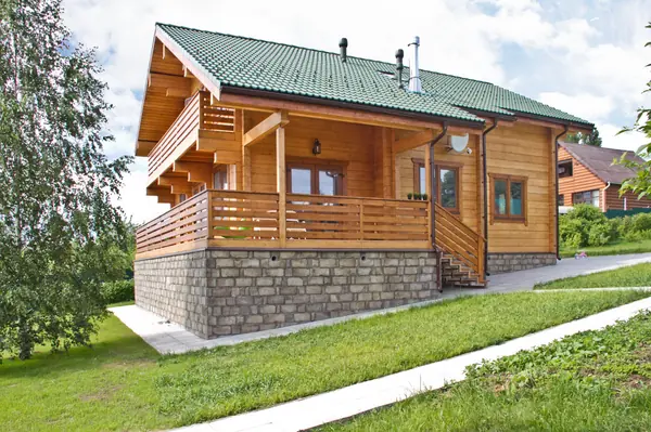 Деревянный дом из клееного бруса 237 метров (СП-237 GOOD WOOD)
