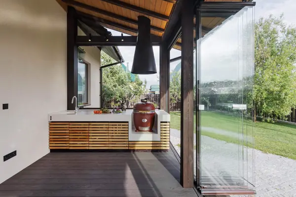 Остекленная терраса ЕЩЕ НЕМНОГО ЛЕТА