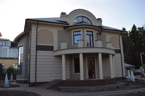 Парковая фасад