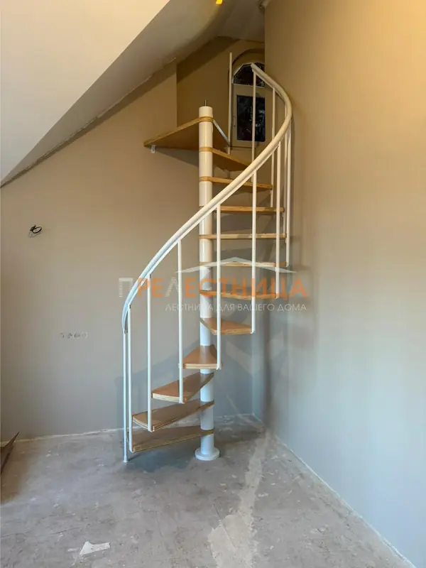 Винтовая лестница Calgary D140 white