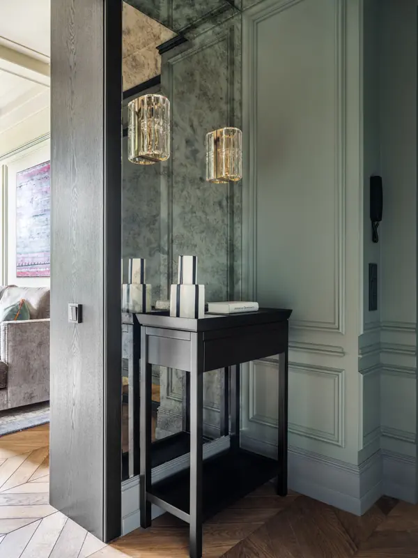 Сталинка на Университетском проспекте, 75 кВ.м.