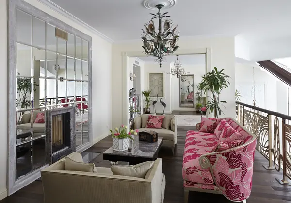 Двухуровневая квартира в центре Москвы, площадь 550 м.кв.