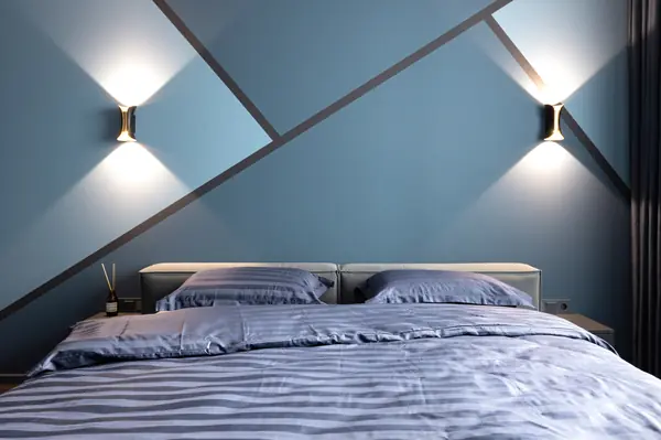 Санкт-Петербург, Героев 35