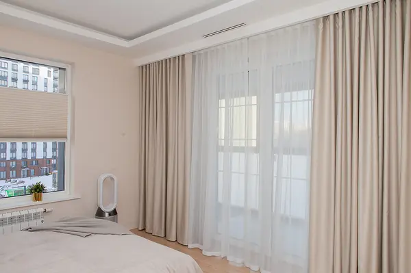 Шторы для спальни