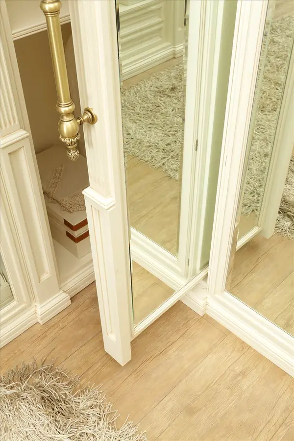 Гардеробная комната Marco Mobili на заказ