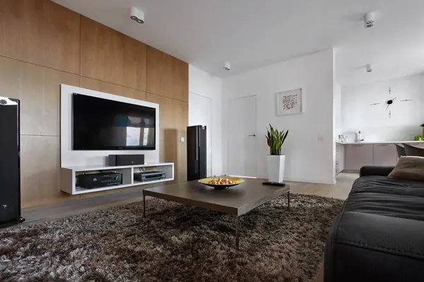 Астон Плаза в Екатеринбурге от студии Hot Walls