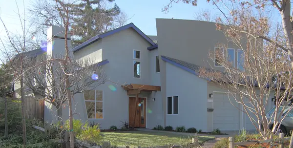 Авторский проект дома для круглогодичного проживания на одну семью  - 250 м2