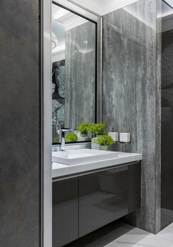 Оттенки Серого