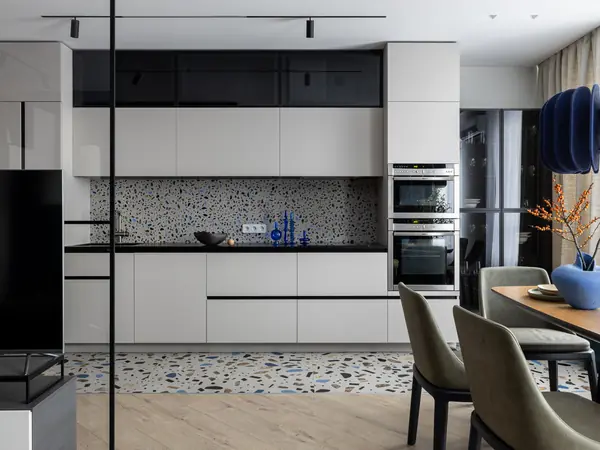 Интерьер с характером: функциональность, цвет и уют