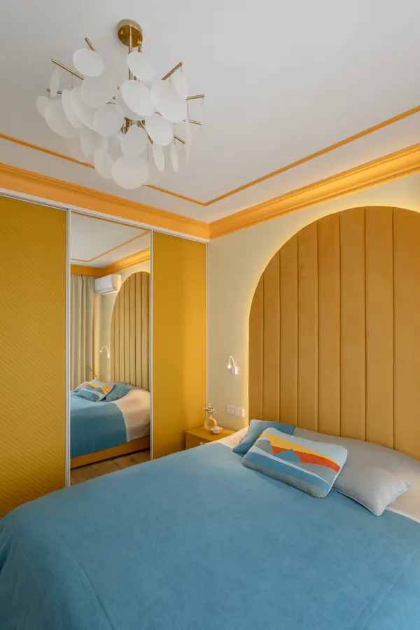 Реализованный проект яркой квартиры в ЖК "Мичурин"