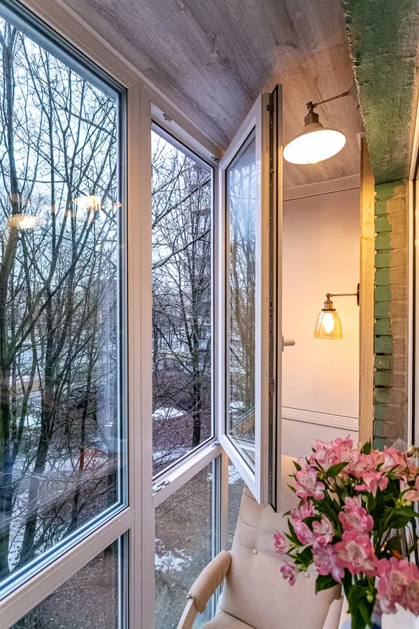 Остекление Балконов и лоджий с отделкой