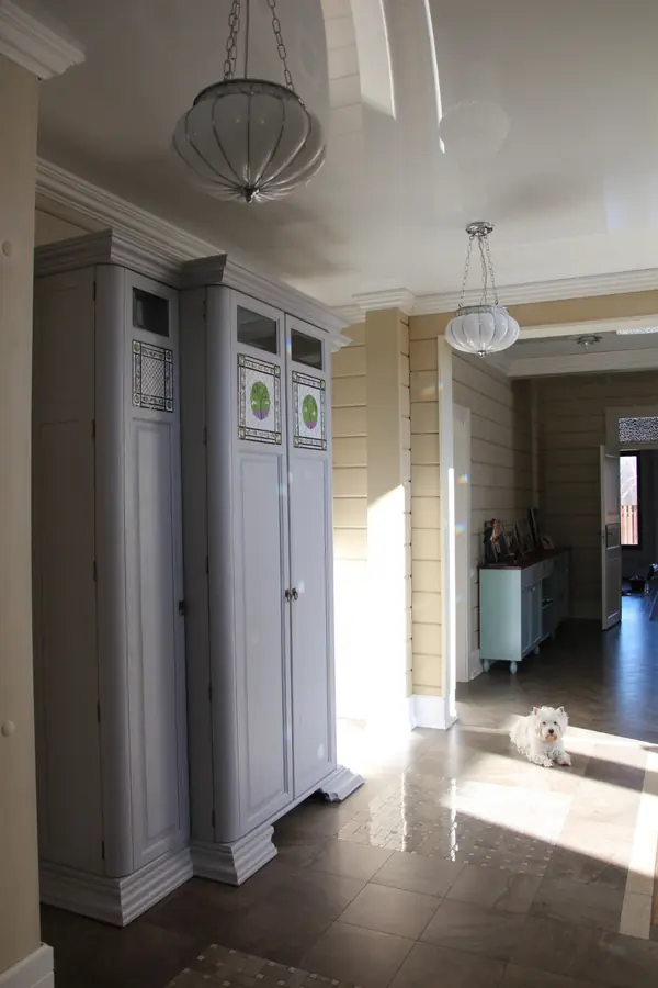 Дом с видом на лес.