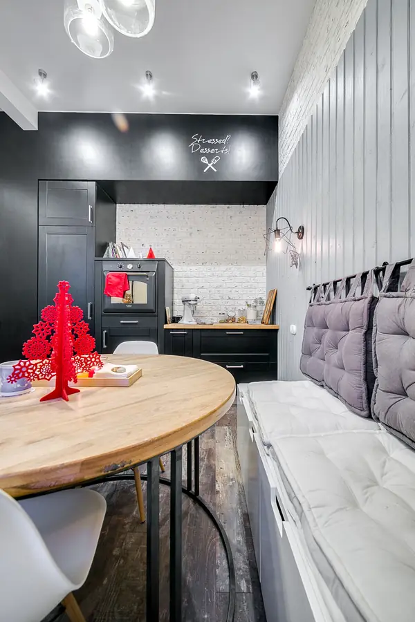 Просторная кухня в стиле лофт