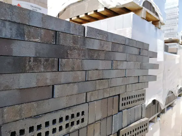 Ригельный кирпич