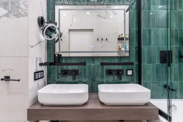 Дизайнерский интерьер московской квартиры 64 м2 ""