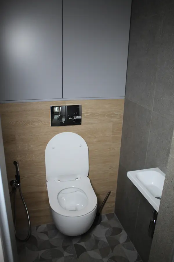 Четырехкомнатная в центре под ключ по дизайн-проекту