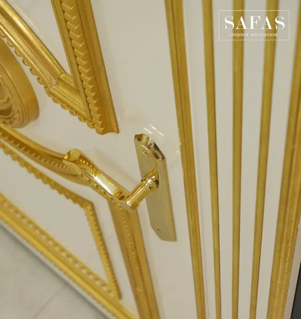 Двери премиум с поталью