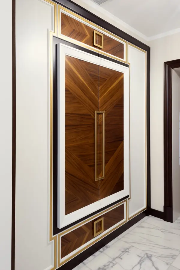 Прихожая в современном стиле 2020