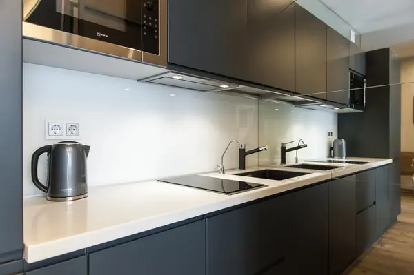 Реализованный проект уютной квартиры-студии 34 м2. Санкт-Петербург. ЖК "Клевер"