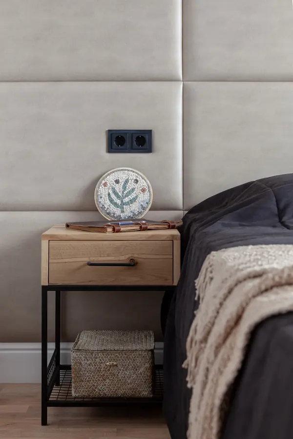 Квартира в ЗИЛАРТ с красной дверью