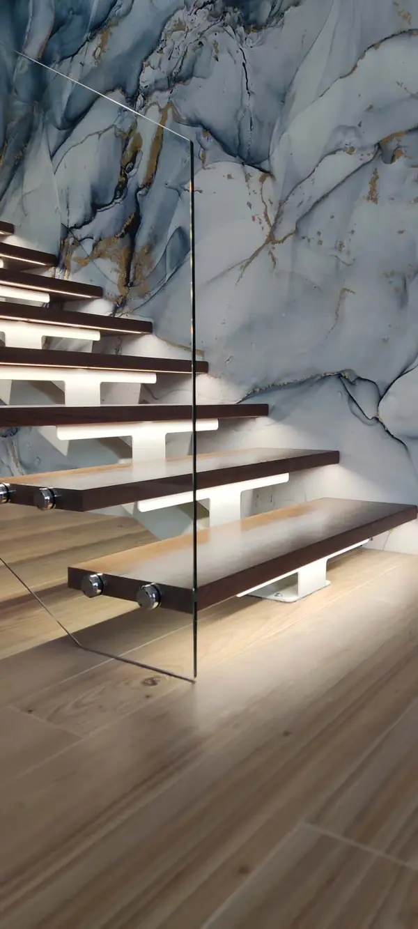 Лестница с подсветкой