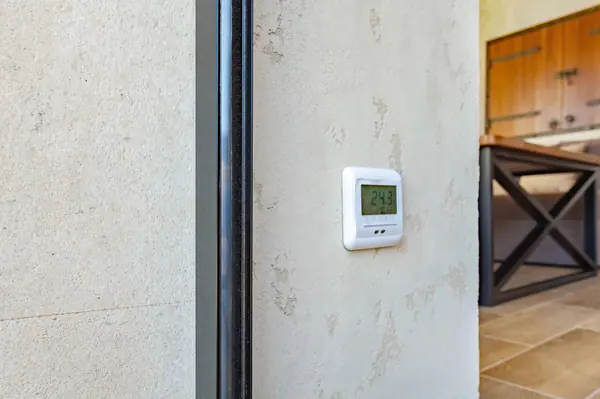 Бизнес "АЛЮМСТРОЙ"