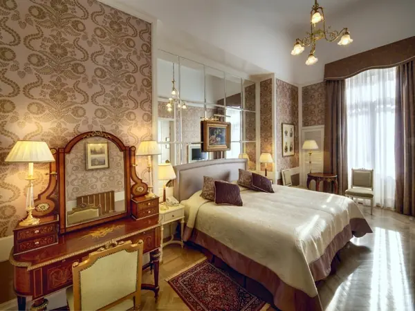 Мебельные гарнитуры