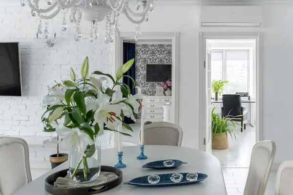 БЕЛОСНЕЖНАЯ ОПОЧИВАЛЬНЯ