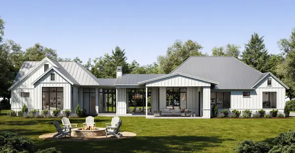 Vineyard Traditional Farmhouse