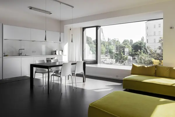 Студия в Берлине