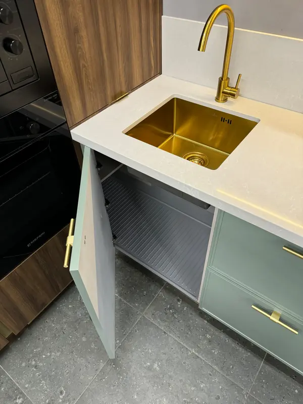 Кухня в шоуруме