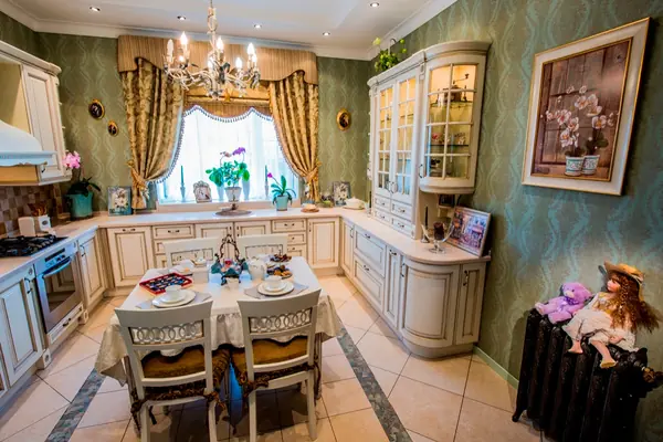 . Дом в классическом стиле 500 кв.м – Россия, Подмосковье