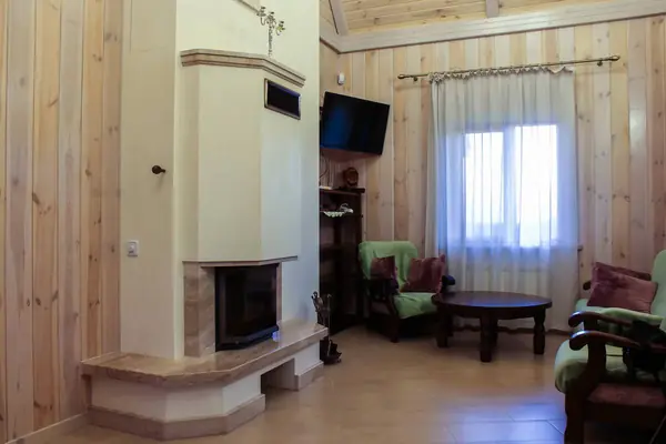 Камин в загороднем доме