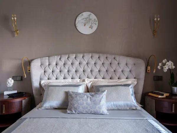 С московским характером. Спальня.