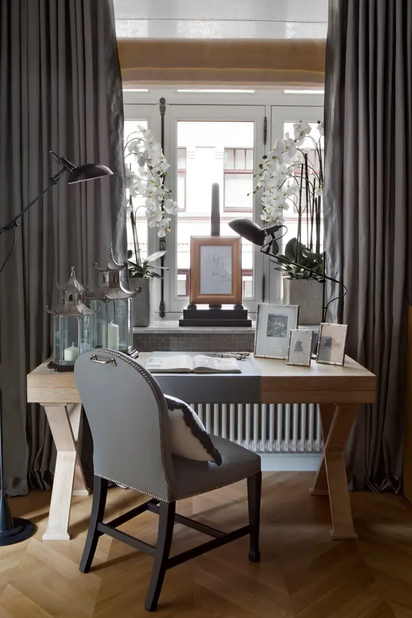 В серой дымке