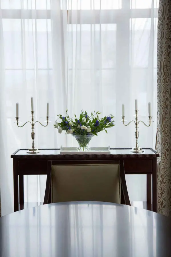 Четырехэтажный таунхаусв стиле американского ар-деко