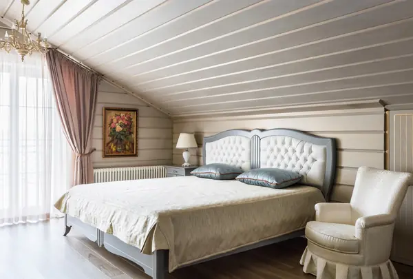 Интерьер загородного дома у моря