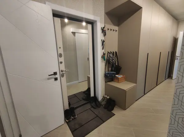 Прихожая в 2 комнатной новостройке