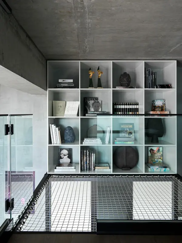 Квартира в стиле лофт актера Александра Петрова