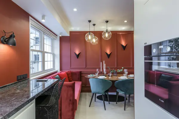 «Квартирный вопрос»: «Гранатовая кухня»