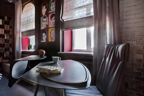 Вне формата